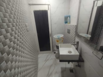 east delhi stays inn