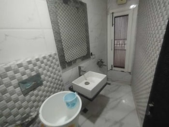 east delhi stays inn