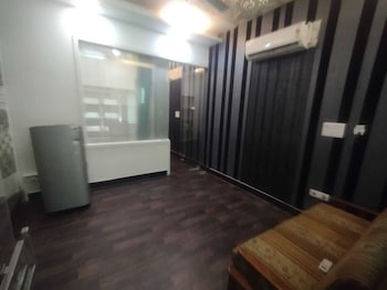 east delhi stays inn