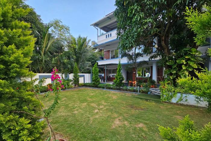 basil leaf resort