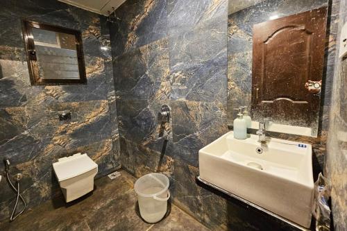 basil leaf resort