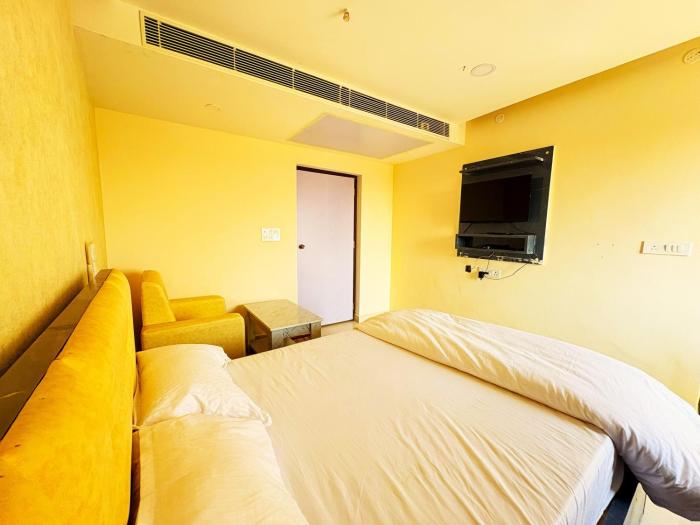 hotel ranjana palace