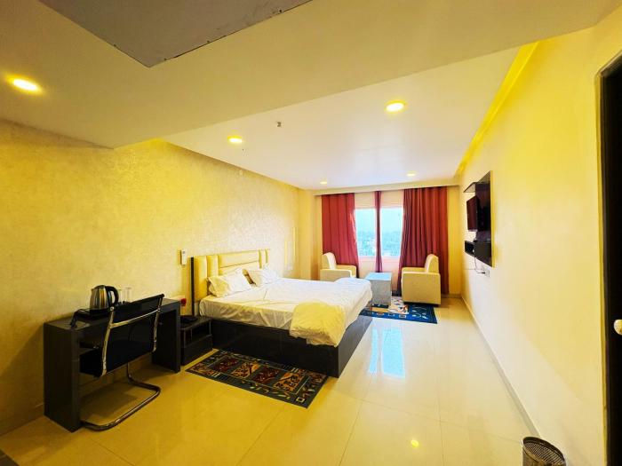 hotel ranjana palace