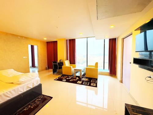 hotel ranjana palace