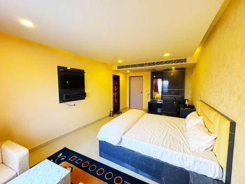 hotel ranjana palace