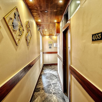 hotel ambrosia