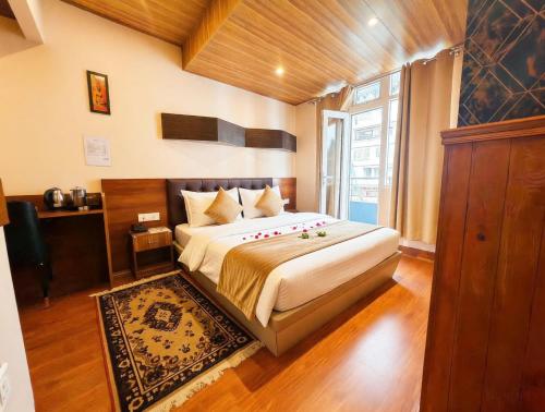 hotel ambrosia