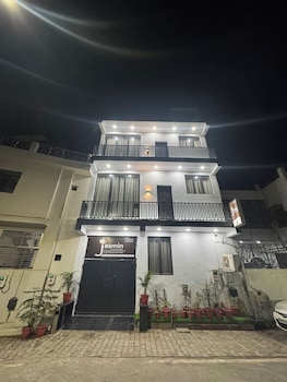 jasmin a luxury stay