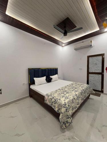 suryavanshi guest house