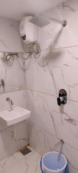 hotel adhyay palace ahmedabad gujarat