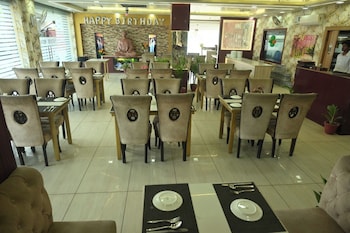 hotel elite suites
