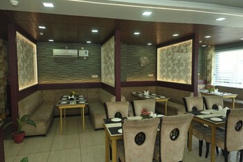hotel elite suites