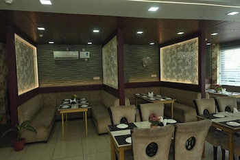 hotel elite suites