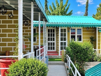 five hill cottage mukteshwar
