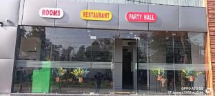 hotel pine n peak