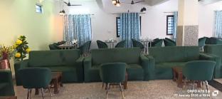 hotel pine n peak