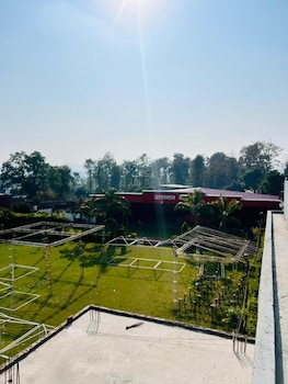 hotel pine n peak