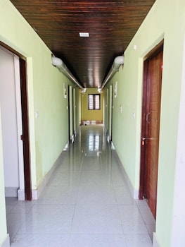 hotel pine n peak