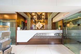 Hotel Amber Vadodara Gujarat,,5 star