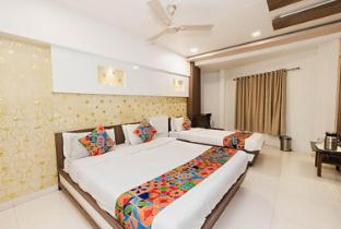 hotel amber vadodara gujarat