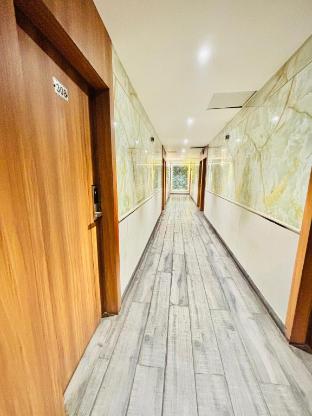 hotel meritus inn ahmedabad