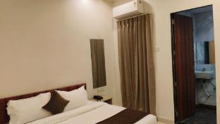 cosmos shri vrinda inn