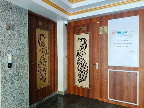 Cosmos Shri Vrinda Inn,,3 star