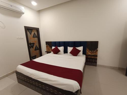 rrooms hotel eco shyam palace