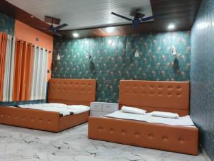 fauzi rasoi and guest house