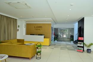 lumis hotel