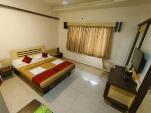 hotel saiba shirdi maharashtra