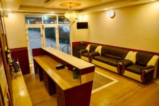 Iyal By Let's Inn,,4 star