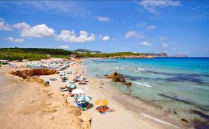 Hostal Los Pinos,Cala Llenya>>Balearic Islands,2 star