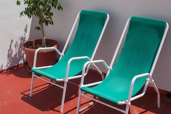 hostal los pinos