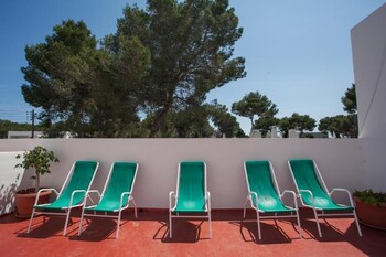 hostal los pinos