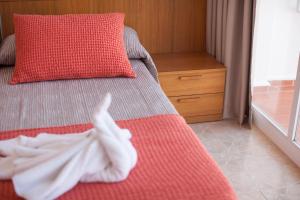 hostal los pinos