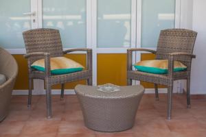 hostal los pinos
