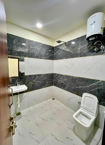 hotel ravintam
