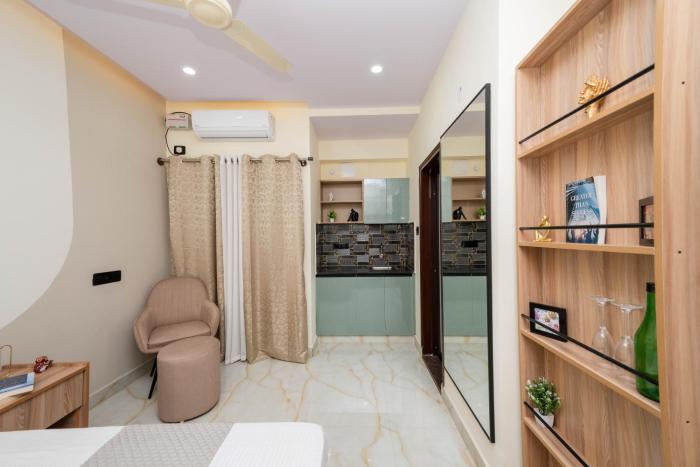 c suites gilbert