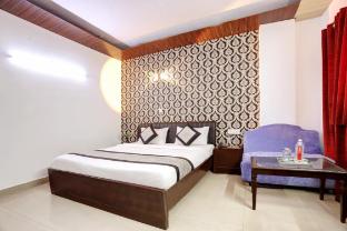 hotel delhi darbar near karolbagh metro