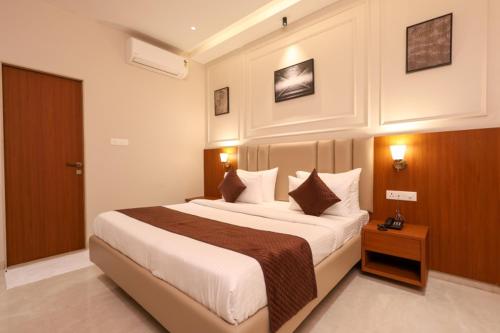 hotel narmada residency