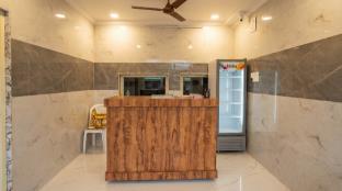 Chinni's Guest Inn,,3 star