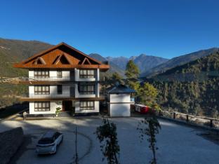 Pines Dirang Homestay,,2 star