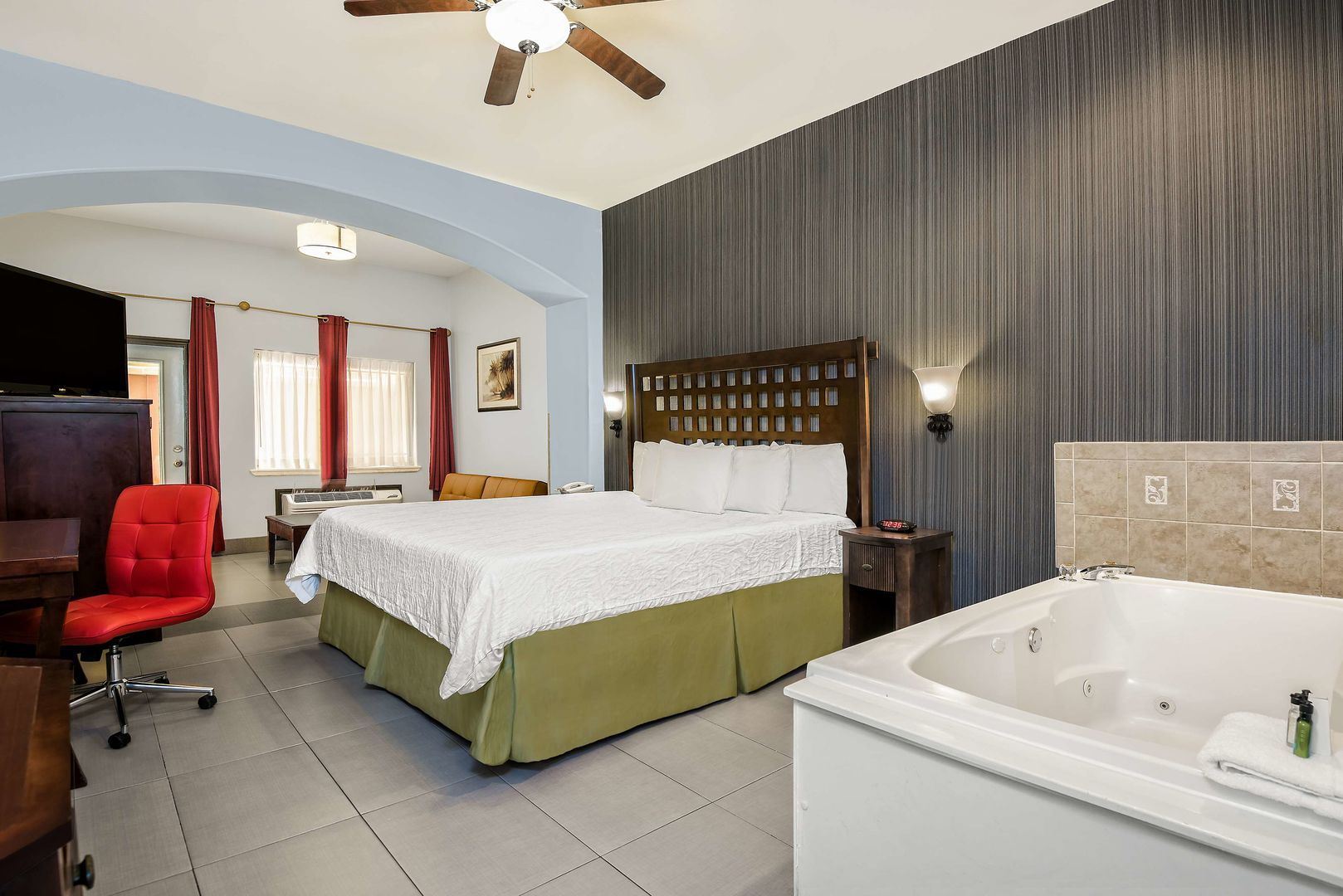 la copa inn beach hotel