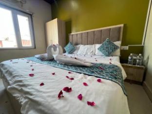 Shri Hari Kripa Residency,,2 star