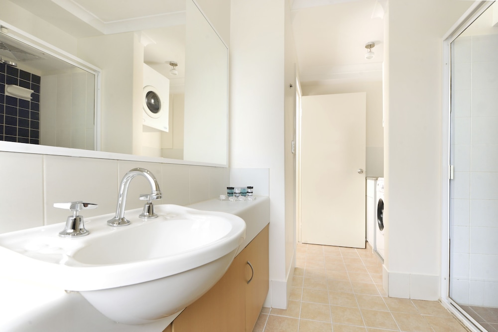 lodestar waterside apartments