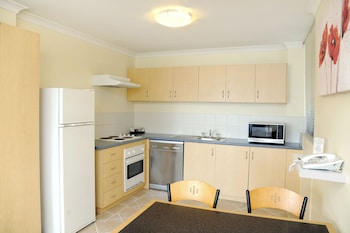 lodestar waterside apartments