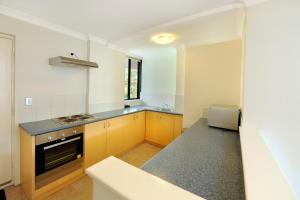 Lodestar Waterside Apartments,South Perth>>Perth,4 star