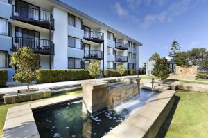 Lodestar Waterside Apartments,South Perth>>Perth,4 star