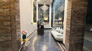 skyearth hotel